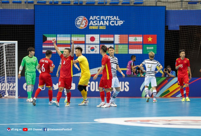 HLV Diego Giustozzi cảnh báo tuyển futsal Việt Nam sau trận thắng Hàn Quốc - 2