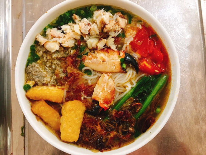 Cuu Ky noodle dish is only available in Quang Ninh, guests over hundreds of kilometers to enjoy - 3