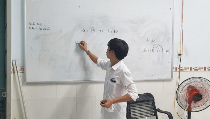 Lớp học đặc biệt của người thầy công nhân - 5 Lớp học đặc biệt của người thầy công nhân - 5