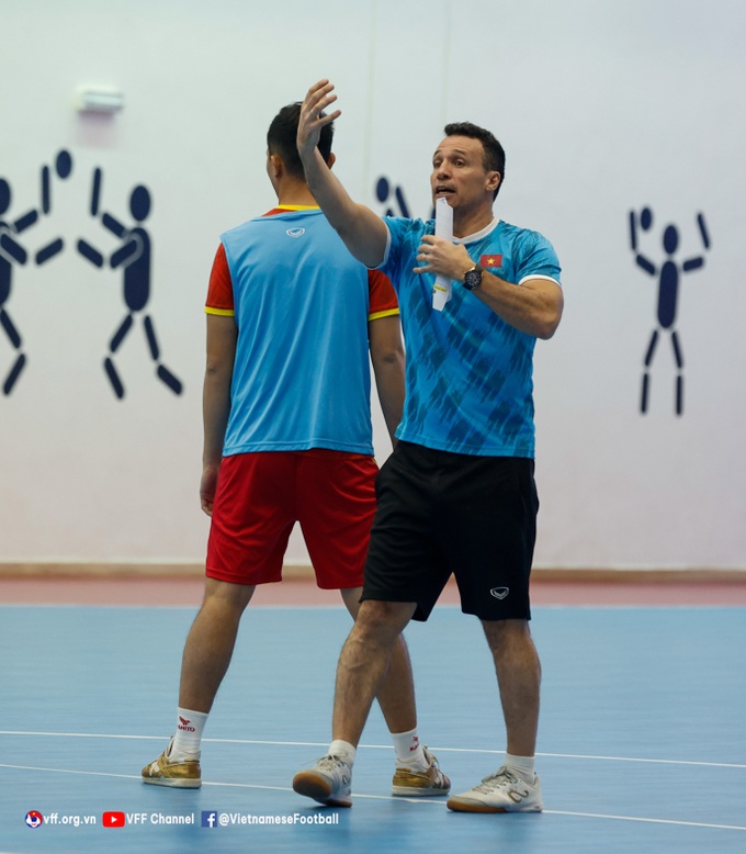 Đội tuyển futsal Việt Nam luyện tuyệt chiêu, quyết thắng Nhật Bản - 6 Đội tuyển futsal Việt Nam luyện tuyệt chiêu, quyết thắng Nhật Bản - 6