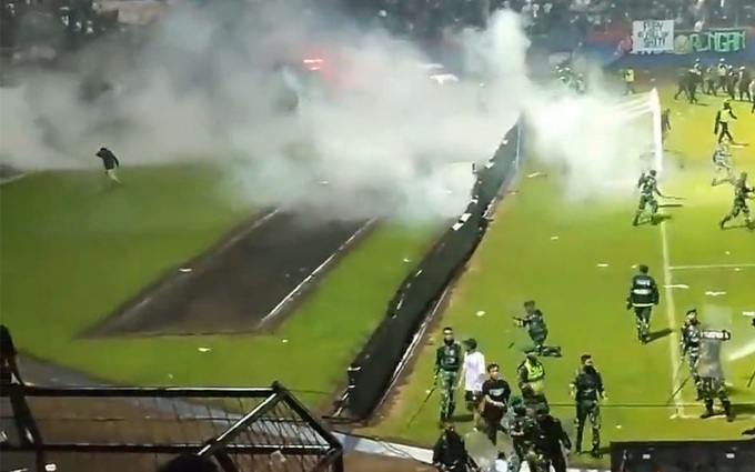 Bóng đá Indonesia có thể bị cấm 8 năm, mất quyền đăng cai World Cup U20 - 1 Bóng đá Indonesia có thể bị cấm 8 năm, mất quyền đăng cai World Cup U20 - 1