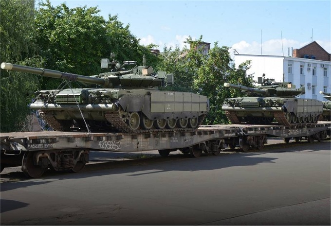Sức mạnh xe tăng chủ lực vừa được Nga chi viện cho chiến trường Ukraine - 1