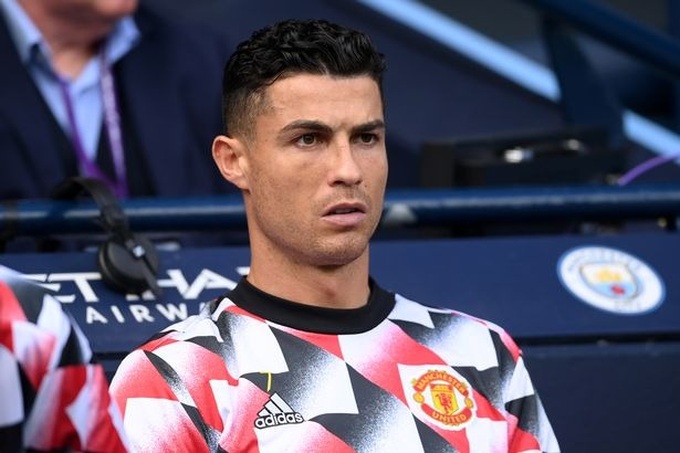 Báo giới Anh khẳng định C.Ronaldo sẽ rời Man Utd vào đầu năm 2023 - 2 Báo giới Anh khẳng định C.Ronaldo sẽ rời Man Utd vào đầu năm 2023 - 2
