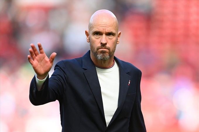 HLV Ten Hag đưa ra hình phạt lạ lùng ở Man Utd khi thua thảm Man City