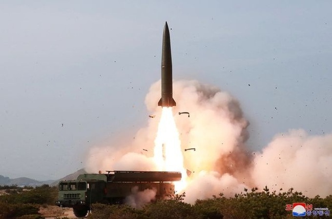 Triều Tiên phóng tên lửa lần thứ 5 trong 10 ngày - 1