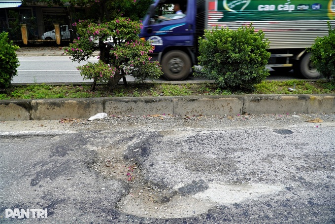Quốc lộ chi chít ổ voi, ổ gà - 4 Quốc lộ chi chít ổ voi, ổ gà - 4