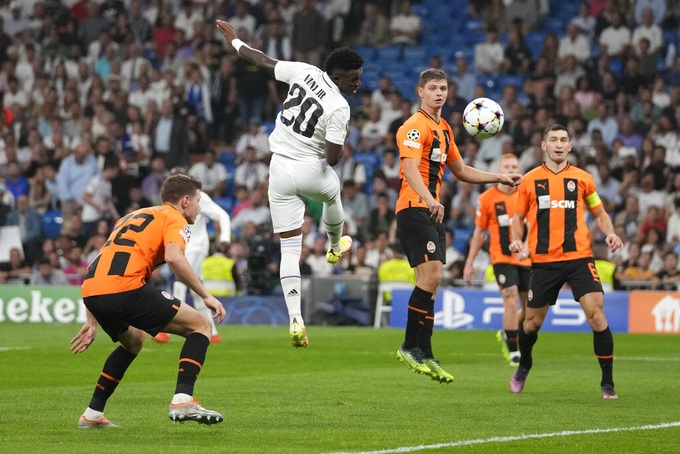 Real Madrid duy trì mạch toàn thắng ở Champions League - 2 Real Madrid duy trì mạch toàn thắng ở Champions League - 2