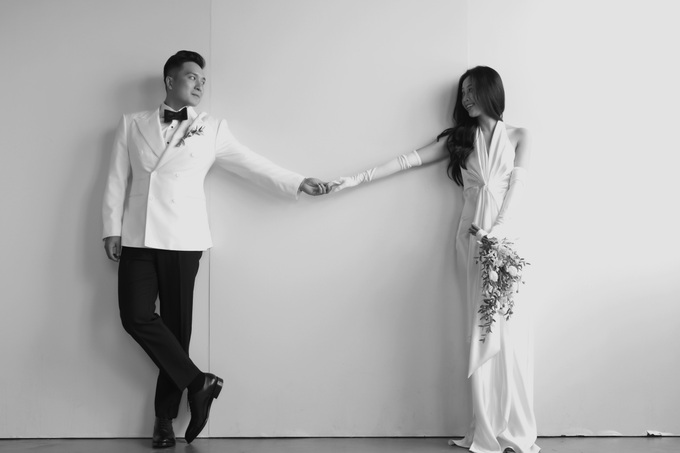 Liêu Hà Trinh cùng chồng chụp 100 bộ ảnh, ảnh cưới cuối cùng gây bất ngờ