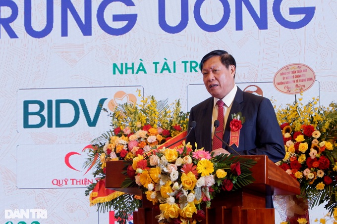 Hành trình 40 năm đưa cây kim châm cứu Việt Nam ra thế giới