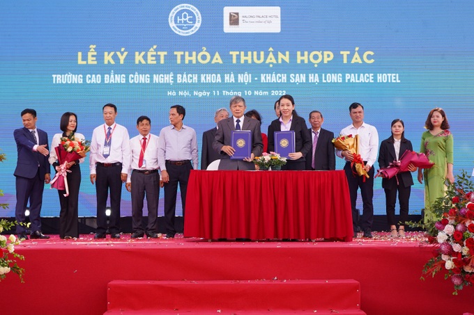 Trường Cao đẳng Công nghệ Bách khoa Hà Nội khai giảng năm học mới - 3 Trường Cao đẳng Công nghệ Bách khoa Hà Nội khai giảng năm học mới - 3