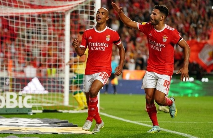 Mbappe ghi bàn, PSG vẫn đánh rơi chiến thắng trước Benfica - 3