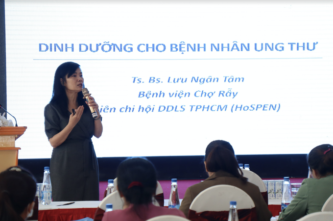 5 quan niệm dinh dưỡng sai lầm khiến người bệnh ung thư tự rước họa - 1