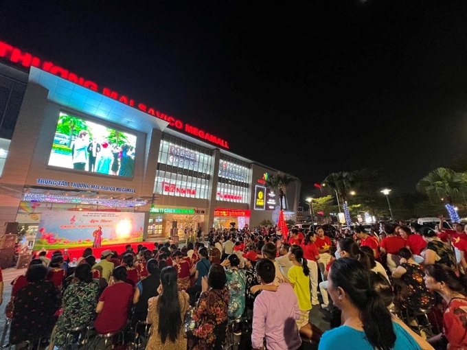 Chuỗi sự kiện 20/10 tại Savico MegaMall - 3 Chuỗi sự kiện 20/10 tại Savico MegaMall - 3