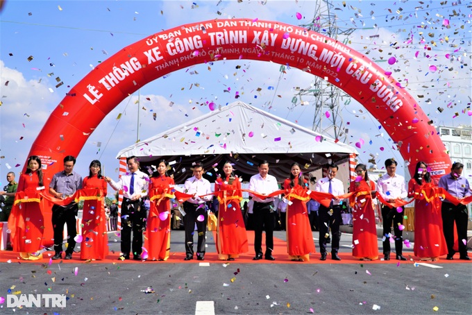 Thông xe cầu Bưng, giảm ùn tắc khu vực Tây Bắc TPHCM - 1