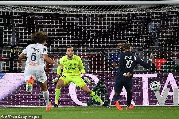 Mbappe xóa tan tin đồn mâu thuẫn, kiến tạo để Neymar ghi bàn hạ Marseille - 3 Mbappe xóa tan tin đồn mâu thuẫn, kiến tạo để Neymar ghi bàn hạ Marseille - 3