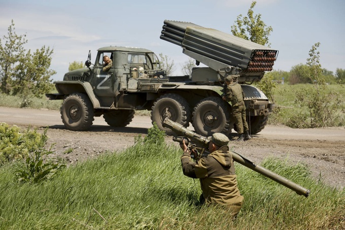 Dân quân Donbass hạ 100 binh sĩ, phá hủy nhiều xe quân sự Ukraine - 1