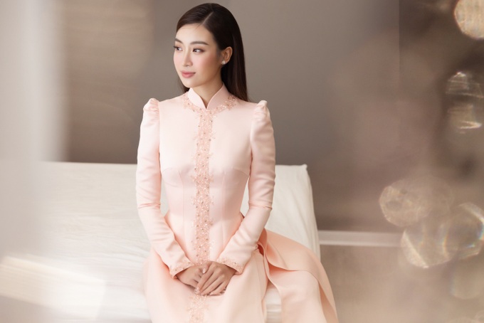 hoa-hau-do-my-linh-dien-ao-dai-hongdocx-1666515791526.jpeg