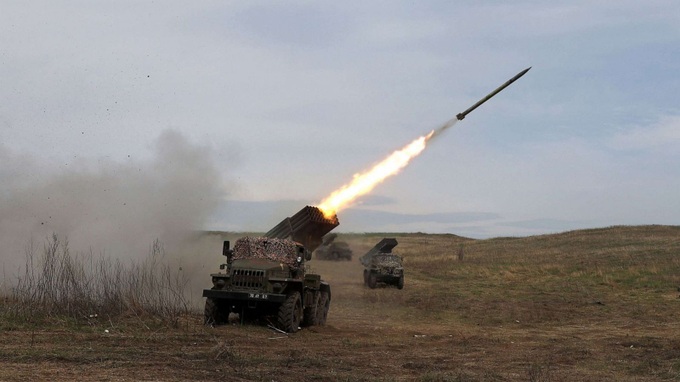 Ukraine huy động lực lượng, chuẩn bị phản công lớn trên nhiều mặt trận - 1