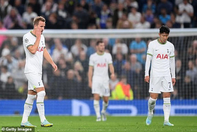 Tottenham rơi vé đi tiếp, HLV Conte nổi khùng với trọng tài - 7 Tottenham rơi vé đi tiếp, HLV Conte nổi khùng với trọng tài - 7
