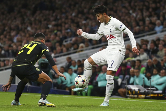 Tottenham rơi vé đi tiếp, HLV Conte nổi khùng với trọng tài - 2 Tottenham rơi vé đi tiếp, HLV Conte nổi khùng với trọng tài - 2