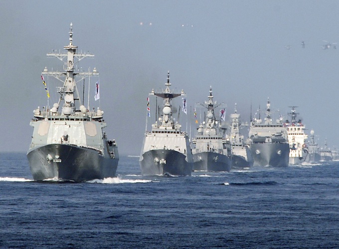 Hàn Quốc sẽ tiến hành diễu binh hải quân chung với Nhật Bản - 1