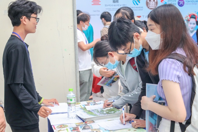 Ngành đào tạo ngôn ngữ mà 100% sinh viên ra trường có việc làm