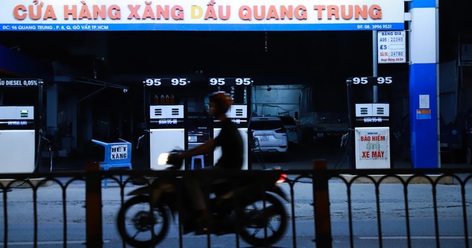 Chi tiết việc Bộ Tài chính, Bộ Công Thương nhường nhau quản lý xăng dầu