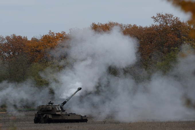 Ukraine tuyên bố phá hủy 3 kho đạn, các vũ khí hạng nặng của Nga - 1