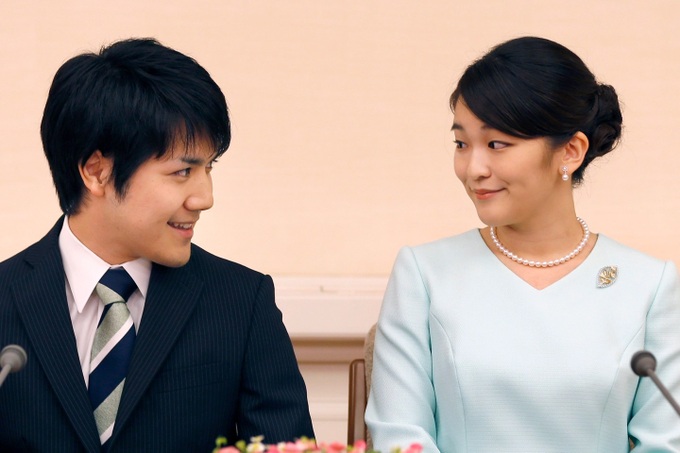 Chồng của công chúa Nhật đã đỗ kỳ thi luật: Tương lai của cặp đôi