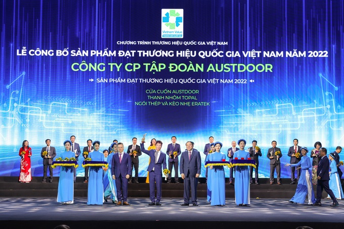 Austdoor nhận danh hiệu Thương hiệu quốc gia Việt Nam lần thứ 3 liên tiếp - 1