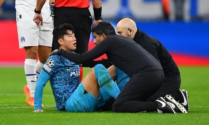 Son Heung Min phải phẫu thuật, có nguy cơ không kịp dự World Cup | Báo Dân trí