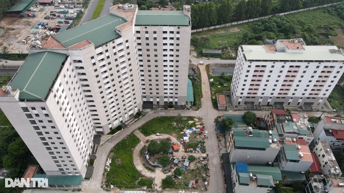 Hàng loạt nhà tái định cư bỏ hoang, tư lệnh ngành xây dựng nói gì? - 1 Hàng loạt nhà tái định cư bỏ hoang, tư lệnh ngành xây dựng nói gì? - 1