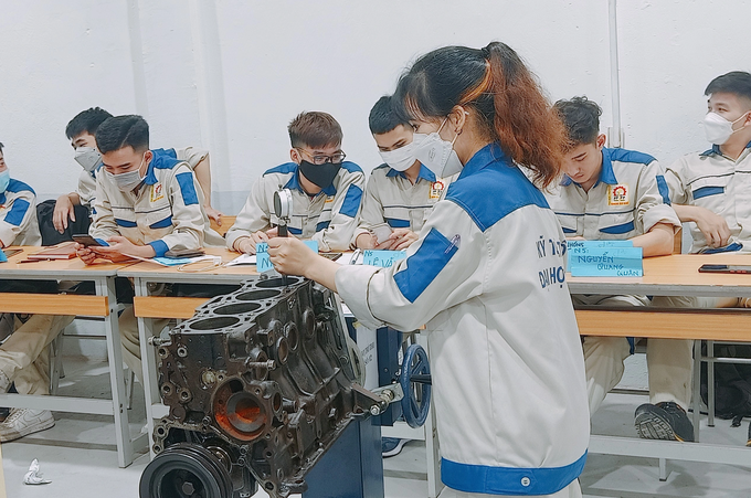 Nhiều đại học giảm xét tuyển điểm thi tốt nghiệp THPT, tăng xét học bạ - 1