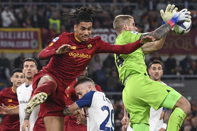 Juventus quật ngã Inter, AS Roma của Mourinho thua đau vì sai lầm - 2 Juventus quật ngã Inter, AS Roma của Mourinho thua đau vì sai lầm - 2