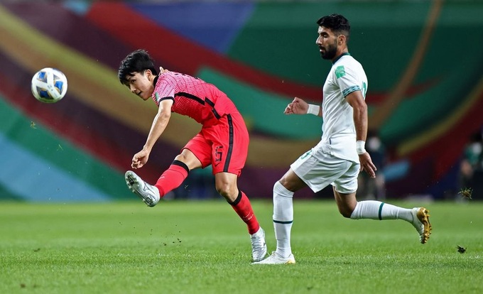 HLV Conte báo tin vui về Son Heung Min trước World Cup - 2