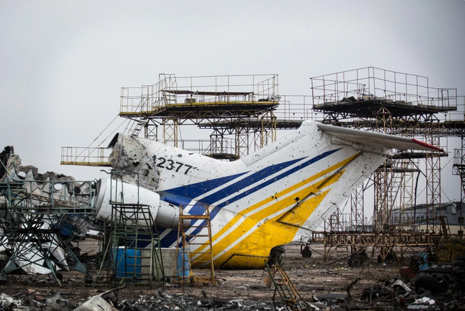 Nga đẩy lùi quân đội Ukraine khỏi sân bay Donetsk - 1 Nga đẩy lùi quân đội Ukraine khỏi sân bay Donetsk - 1