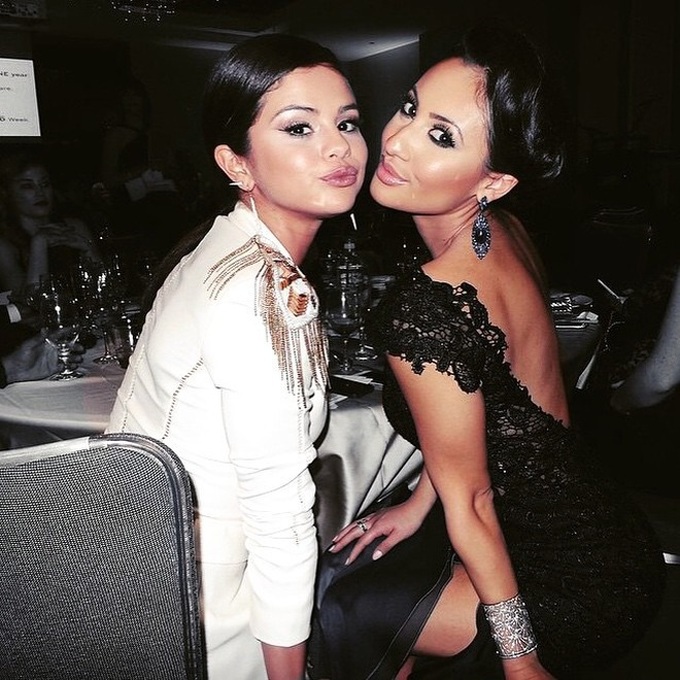 La amistad de 15 años de Selena Gomez y el benefactor de un donante de riñón antes de la La amistad de 15 años de Selena Gomez y el benefactor de un donante de riñón antes de la
