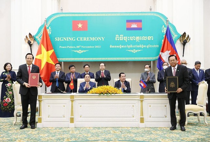 Việt Nam - Campuchia thực hiện đầy đủ các điều ước về biên giới đã ký kết - 4 Việt Nam - Campuchia thực hiện đầy đủ các điều ước về biên giới đã ký kết - 4