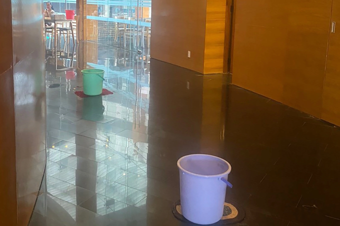 Công trình khám phá vũ trụ bị thấm dột khi vừa hết hạn bảo hành