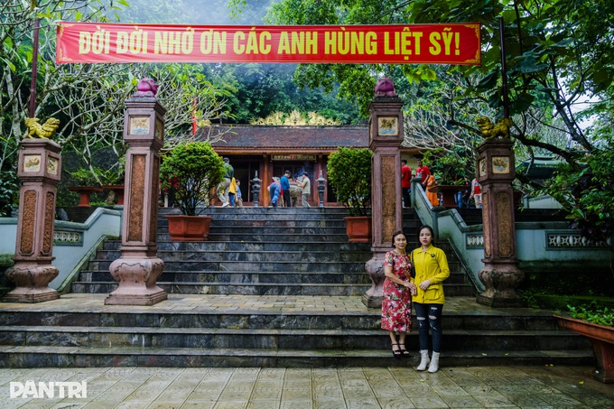 Sự trùng hợp khó tin về con số 8 nơi hang Tám Cô - 6 Sự trùng hợp khó tin về con số 8 nơi hang Tám Cô - 6