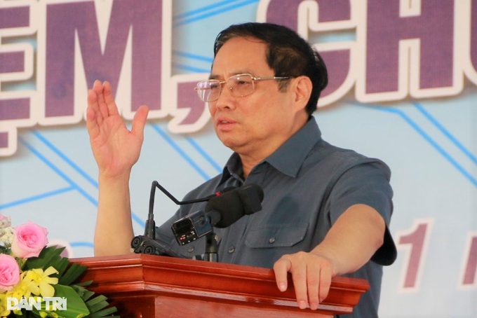 Thủ tướng: Không đầu tư công dàn trải, làm việc gì dứt điểm việc đó - 2 Thủ tướng: Không đầu tư công dàn trải, làm việc gì dứt điểm việc đó - 2