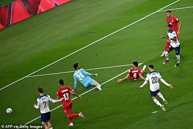 49 giây sau khi vào sân, Marcus Rashford gây sốt với bàn thắng vào lưới Iran - 1
