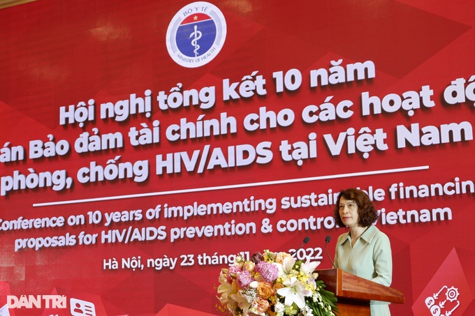 Tỷ lệ nam giới nhiễm HIV tại Việt Nam tăng nhanh - 1