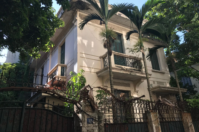 Nghịch lý đòi biệt thự từ nguyên Chủ tịch Hà Nội rồi bỏ hoang suốt 8 năm - 1