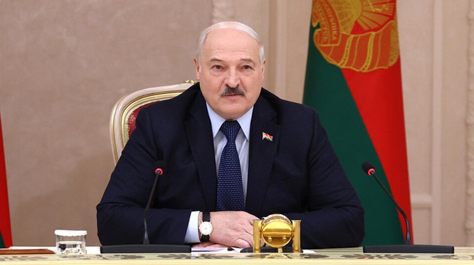 Belarus cảnh báo Ukraine nguy cơ bị phá hủy hoàn toàn trong xung đột  - 1