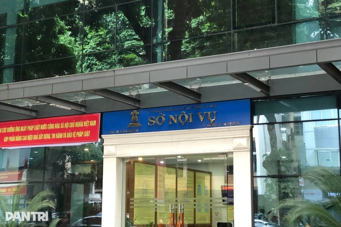 Trụ sở Sở Nội vụ Hà Nội có được hoạt động sau thông báo của công an quận? - 1 Trụ sở Sở Nội vụ Hà Nội có được hoạt động sau thông báo của công an quận? - 1