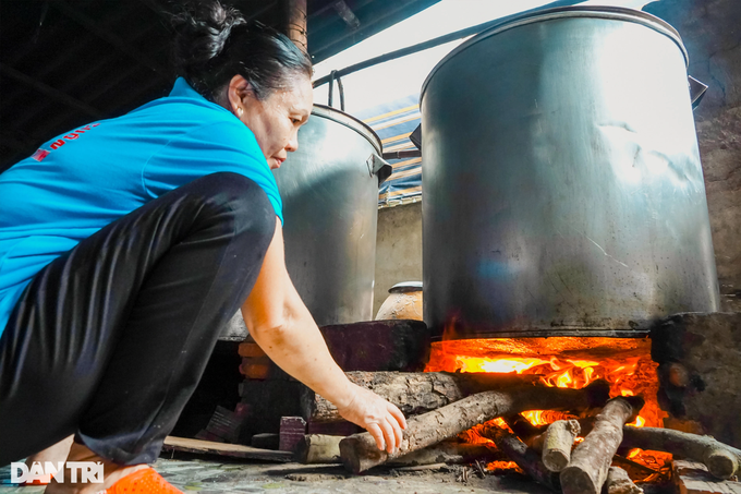 Đầu năm thưởng thức bánh tét ba màu, mỗi đòn nặng cả kí của người Trà Vinh - 3 Đầu năm thưởng thức bánh tét ba màu, mỗi đòn nặng cả kí của người Trà Vinh - 3
