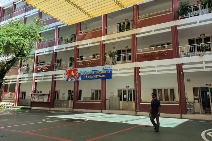 Vụ hơn 600 học sinh ngộ độc: Nhà trường xin ý kiến về việc đi học lại - 2 Vụ hơn 600 học sinh ngộ độc: Nhà trường xin ý kiến về việc đi học lại - 2
