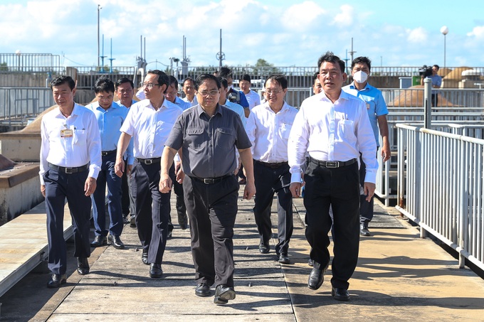 Quan điểm vướng đâu, gỡ đó của Thủ tướng tại buổi làm việc với TPHCM - 3 Quan điểm vướng đâu, gỡ đó của Thủ tướng tại buổi làm việc với TPHCM - 3