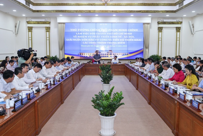 Quan điểm vướng đâu, gỡ đó của Thủ tướng tại buổi làm việc với TPHCM - 1 Quan điểm vướng đâu, gỡ đó của Thủ tướng tại buổi làm việc với TPHCM - 1